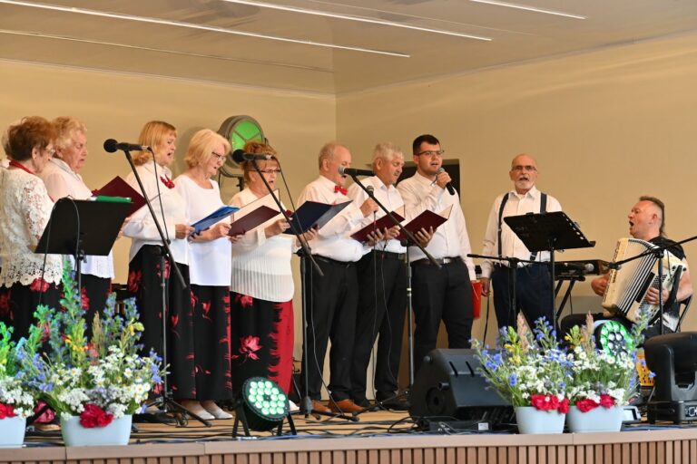 Chór Środowiskowy „Jutrzenka”